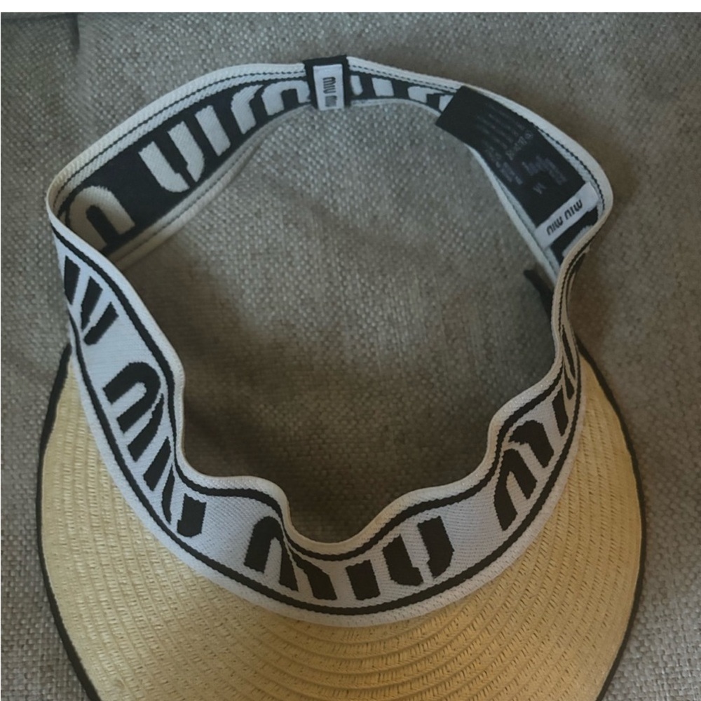 Miu miu visor